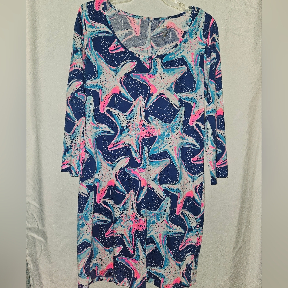 🌸Lilly Pulitzer Beacon dress in pretty pinks and blues. In great condition!